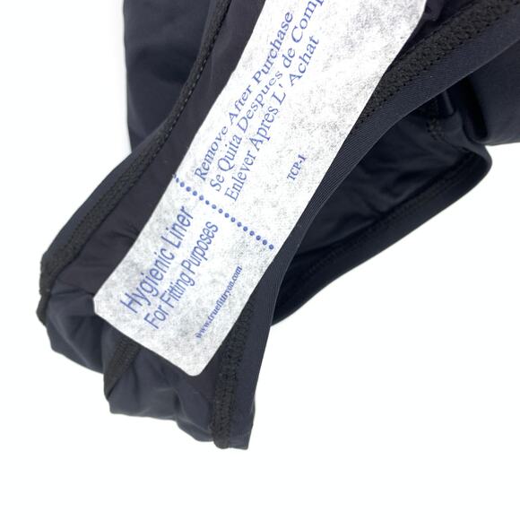 La Blanca Women's Size 6 One Piece Swimwear Stretch Twist Front Black - Picture 8 of 8